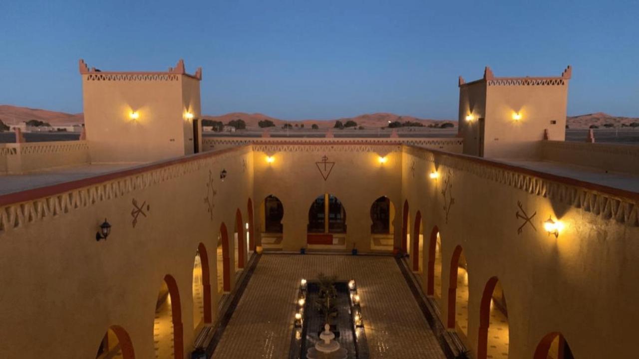 Berber Palace Hotel Merzouga Bagian luar foto