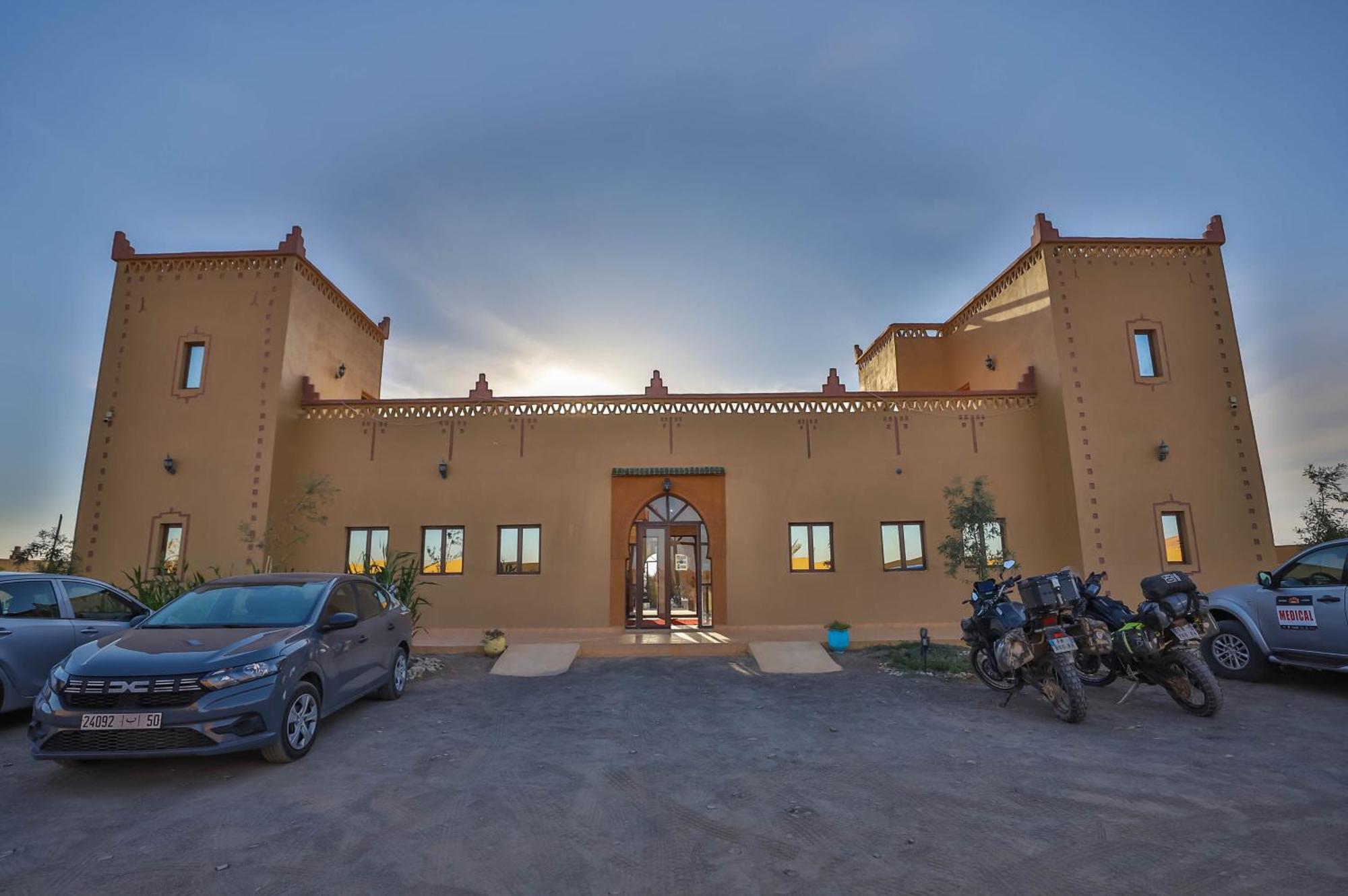 Berber Palace Hotel Merzouga Bagian luar foto