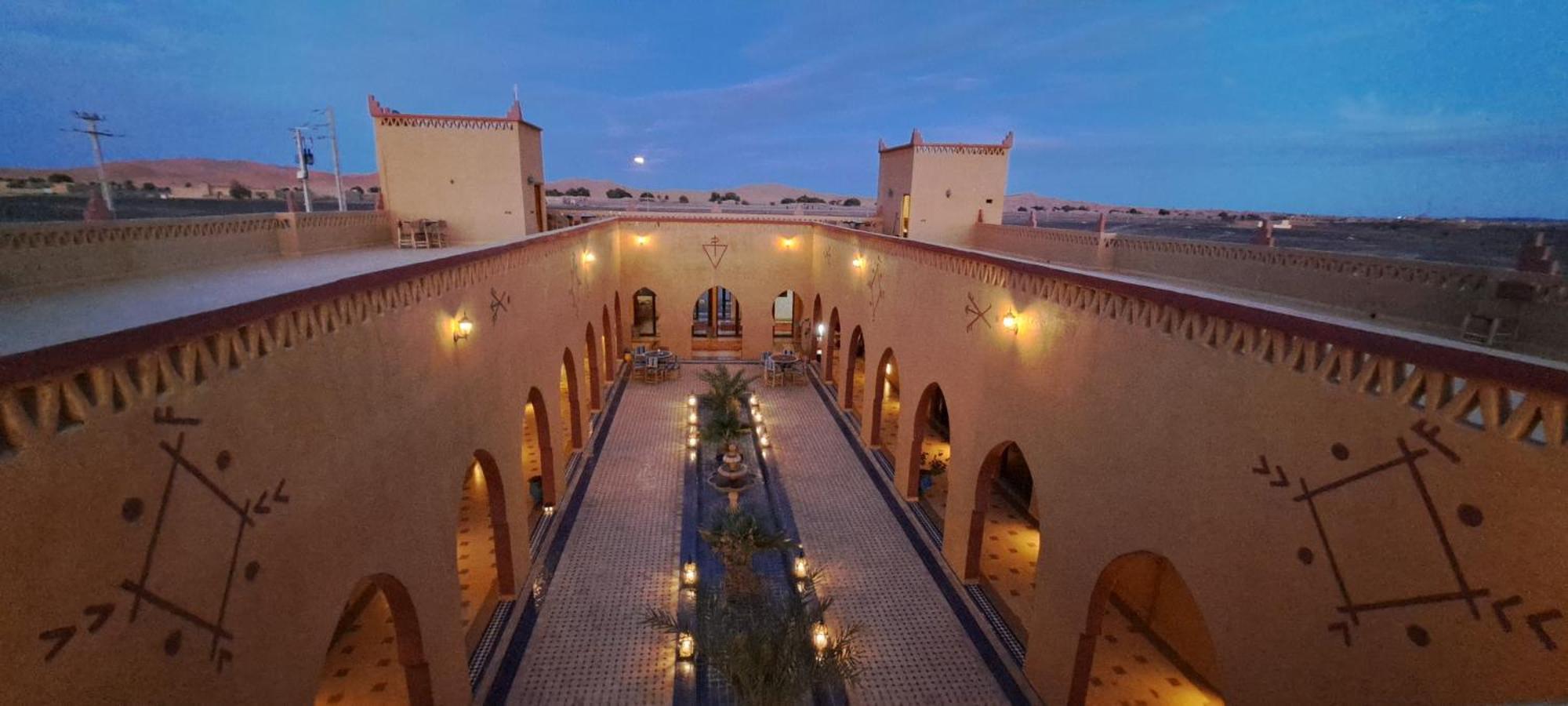 Berber Palace Hotel Merzouga Bagian luar foto